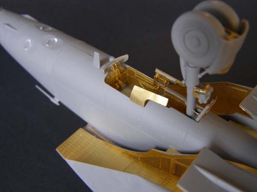 Metallic Details 1/48 MiG-25 Wheel Bays Detail Set