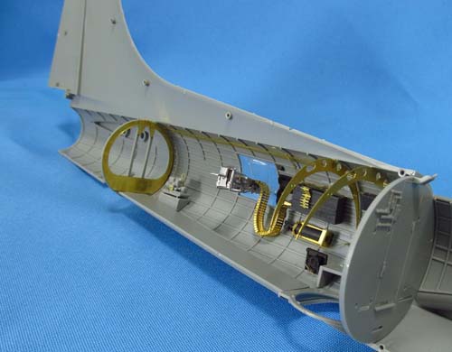 Metallic Details 1/48 B-17 Waist Gunners Cabin (HKM)
