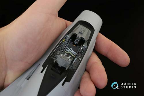 Quinta Studio 1/32 F-16C Fighting Falcon Interior Detail Set