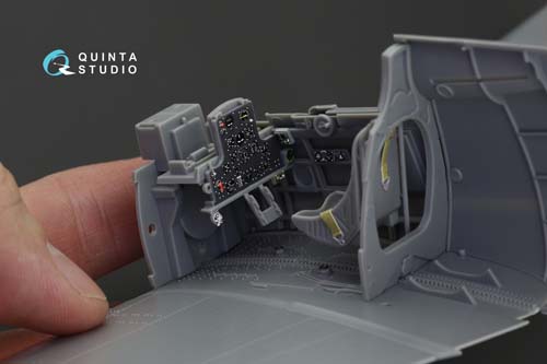 Quinta Studio 1/32 Hawk 81-A2 Interior Detail Set