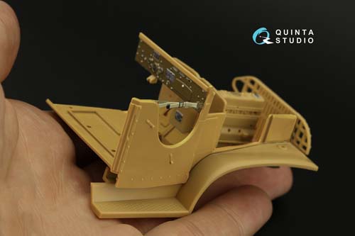Quinta Studio 1/35 GMC CCKW 352 (open) Interior Detail Set